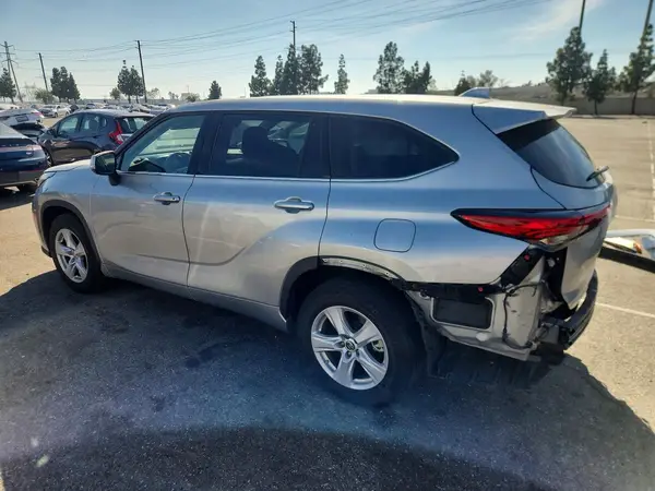 5TDCZRAH1LS016964 2020 TOYOTA HIGHLANDER - Image 2