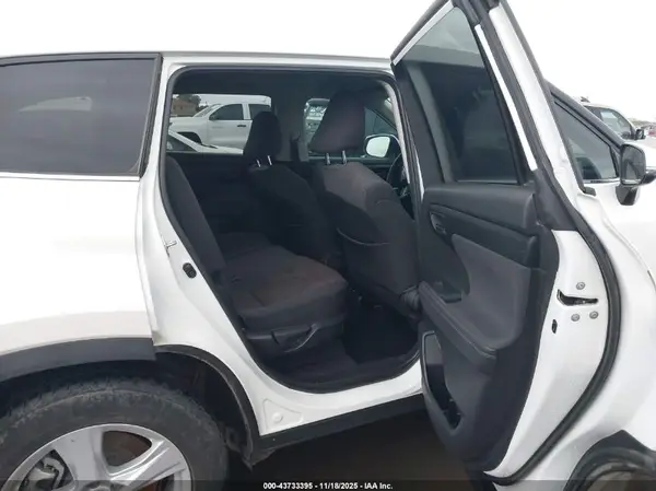 5TDCZRAH1LS502299 2020 TOYOTA HIGHLANDER - Image 8