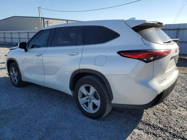 5TDCZRAH1MS036343 2021 TOYOTA HIGHLANDER - Image 2