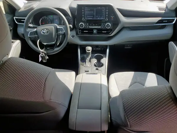 5TDCZRAH1MS069231 2021 TOYOTA HIGHLANDER - Image 8