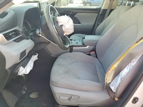 2020 TOYOTA HIGHLANDER auction photo 7