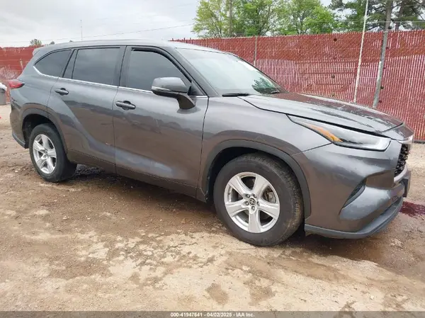 5TDCZRAH2MS055113 2021 TOYOTA HIGHLANDER - Image 1