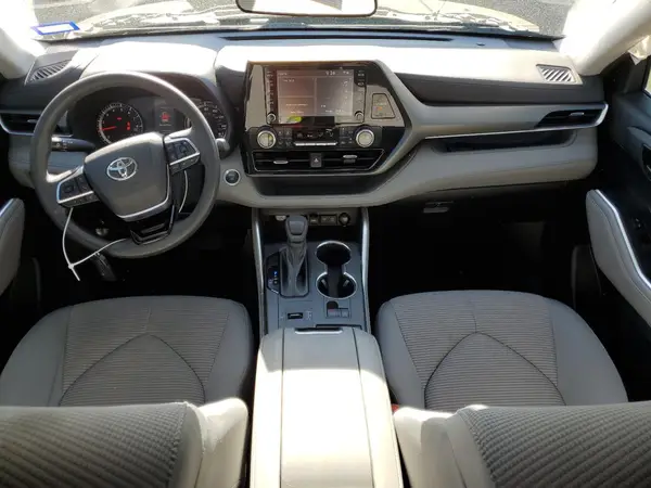 5TDCZRAH2MS089892 2021 TOYOTA HIGHLANDER - Image 8