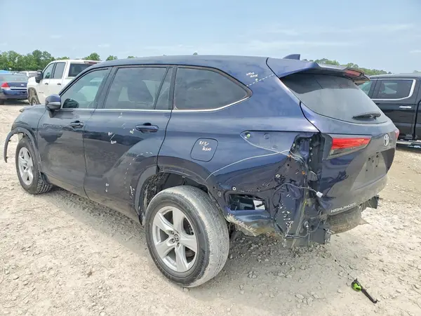 5TDCZRAH2MS517332 2021 TOYOTA HIGHLANDER - Image 2