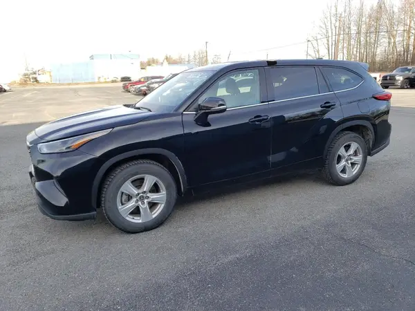 5TDCZRAH2NS112797 2022 TOYOTA HIGHLANDER - Image 1