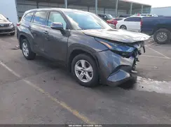 5TDCZRAH2NS553703 2022 TOYOTA HIGHLANDER