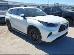 5TDCZRAH2NS559730 2022 TOYOTA HIGHLANDER