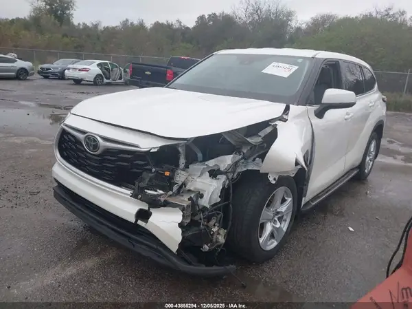 5TDCZRAH3LS021437 2020 TOYOTA HIGHLANDER - Image 2
