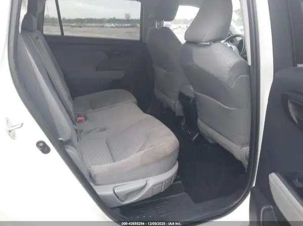5TDCZRAH3LS021437 2020 TOYOTA HIGHLANDER - Image 8