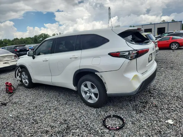 5TDCZRAH3LS509836 2020 TOYOTA HIGHLANDER - Image 2
