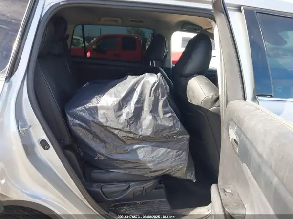 5TDCZRAH3MS077203 2021 TOYOTA HIGHLANDER - Image 8