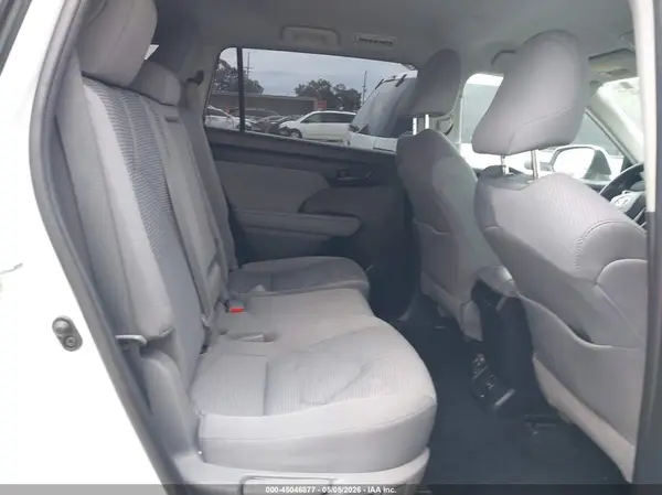 5TDCZRAH3NS092351 2022 TOYOTA HIGHLANDER - Image 8