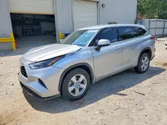 5TDCZRAH3NS098697 2022 TOYOTA HIGHLANDER