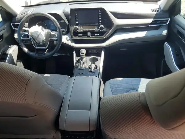 5TDCZRAH3NS098697 2022 TOYOTA HIGHLANDER - Image 8