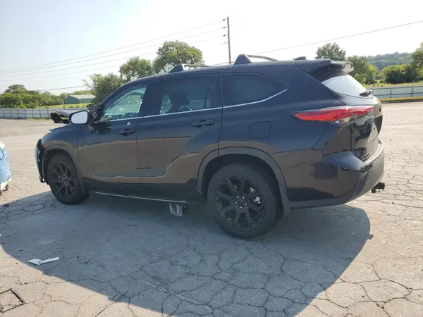 5TDCZRAH3NS127728 2022 TOYOTA HIGHLANDER - Image 2
