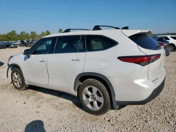 5TDCZRAH4NS539544 2022 TOYOTA HIGHLANDER - Image 2