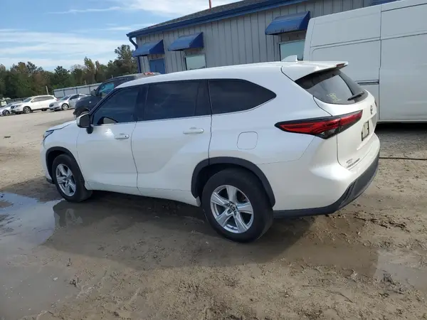 5TDCZRAH5LS028244 2020 TOYOTA HIGHLANDER - Image 2