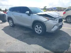 5TDCZRAH5MS036524 2021 TOYOTA HIGHLANDER