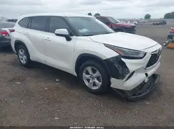 5TDCZRAH5MS053260 2021 TOYOTA HIGHLANDER