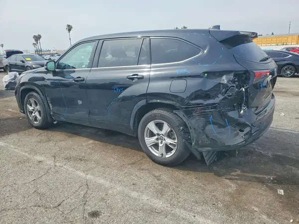5TDCZRAH5MS517499 2021 TOYOTA HIGHLANDER - Image 2