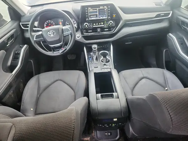 5TDCZRAH5MS525019 2021 TOYOTA HIGHLANDER - Image 8