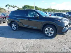 5TDCZRAH5MS530544 2021 TOYOTA HIGHLANDER