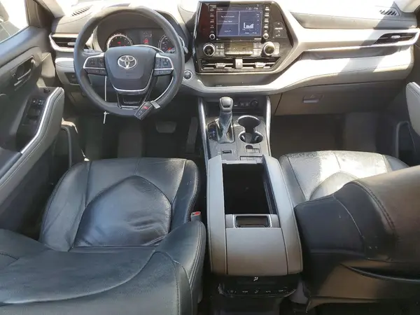 5TDCZRAH5MS537767 2021 TOYOTA HIGHLANDER - Image 8