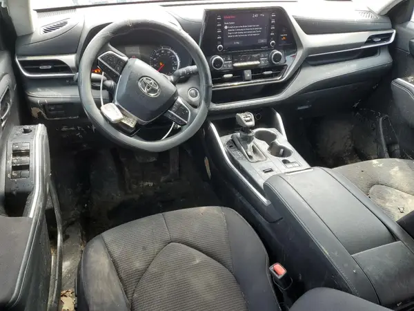 5TDCZRAH6MS077003 2021 TOYOTA HIGHLANDER - Image 8