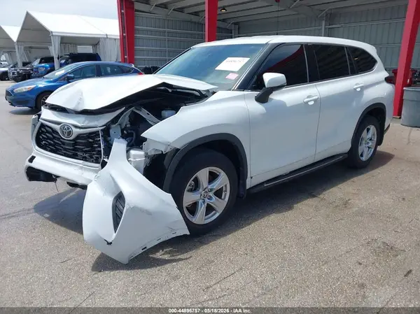 5TDCZRAH6NS120420 2022 TOYOTA HIGHLANDER - Image 2