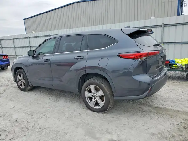 5TDCZRAH7LS003345 2020 TOYOTA HIGHLANDER - Image 2