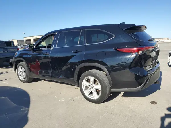 5TDCZRAH7MS075468 2021 TOYOTA HIGHLANDER - Image 2