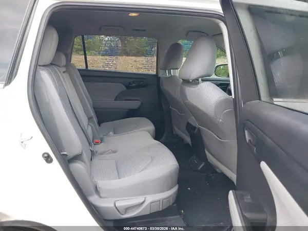 5TDCZRAH7MS078452 2021 TOYOTA HIGHLANDER - Image 8