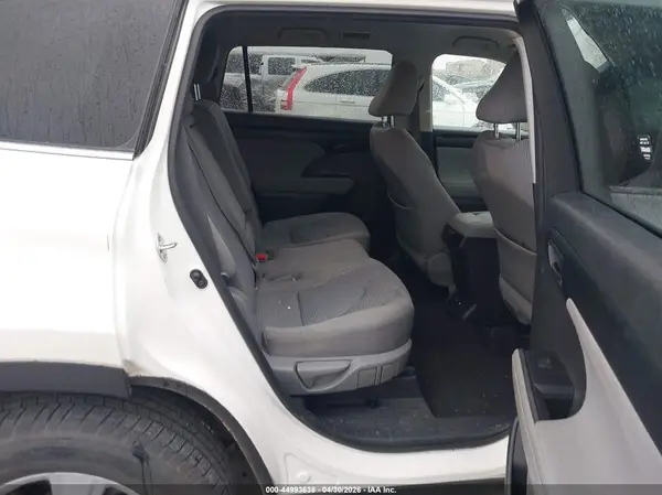 5TDCZRAH8LS000731 2020 TOYOTA HIGHLANDER - Image 8