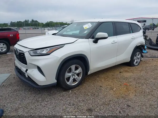5TDCZRAH8LS012121 2020 TOYOTA HIGHLANDER - Image 2
