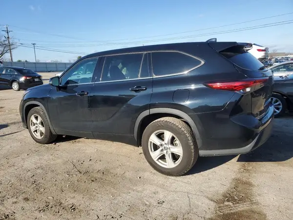 5TDCZRAH8LS501361 2020 TOYOTA HIGHLANDER - Image 2