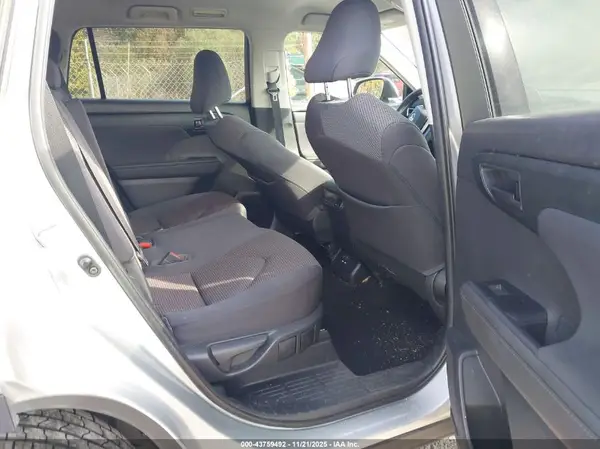 5TDCZRAH8LS504468 2020 TOYOTA HIGHLANDER - Image 8