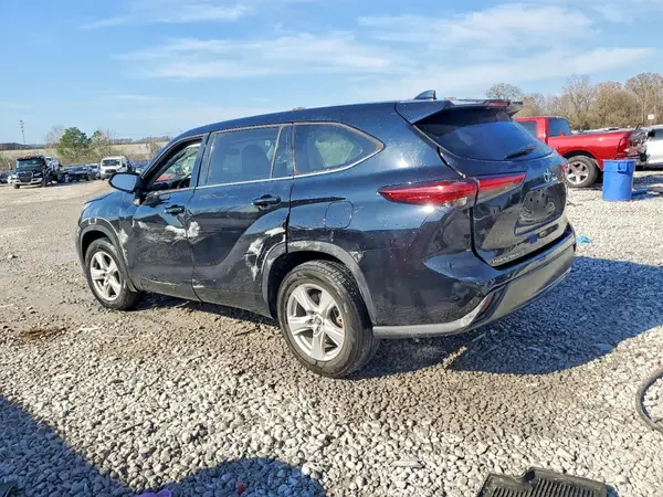5TDCZRAH8MS533891 2021 TOYOTA HIGHLANDER - Image 2