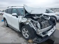 5TDCZRAH8NS539983 2022 TOYOTA HIGHLANDER