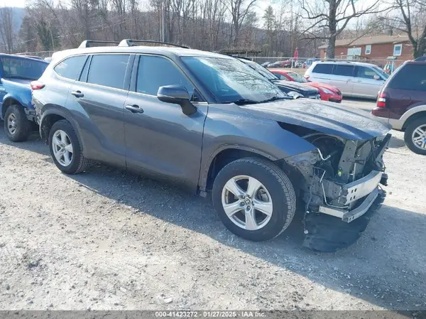 5TDCZRAH8NS547467 2022 TOYOTA HIGHLANDER - Image 1