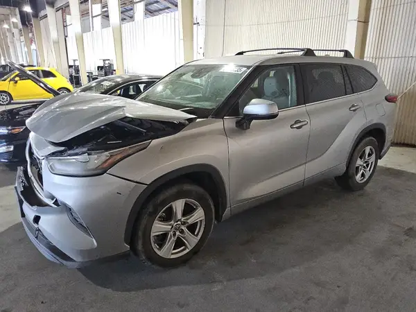 5TDCZRAH9LS017585 2020 TOYOTA HIGHLANDER - Image 1