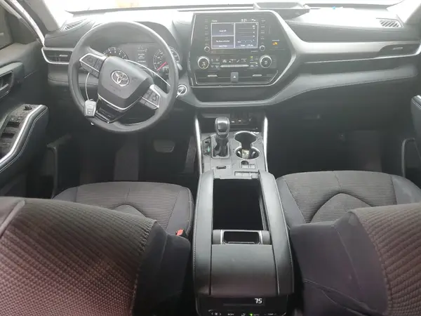 5TDCZRAH9MS049843 2021 TOYOTA HIGHLANDER - Image 8