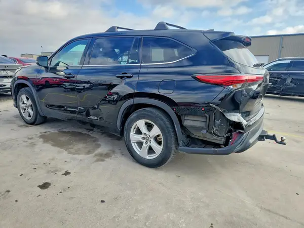 5TDCZRAH9MS056033 2021 TOYOTA HIGHLANDER - Image 2