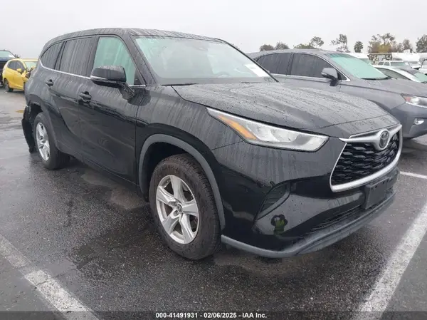 5TDCZRAHXLS001976 2020 TOYOTA HIGHLANDER - Image 1