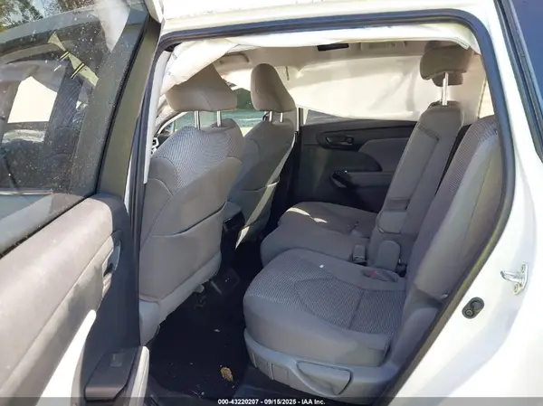 5TDCZRAHXLS503080 2020 TOYOTA HIGHLANDER - Image 8
