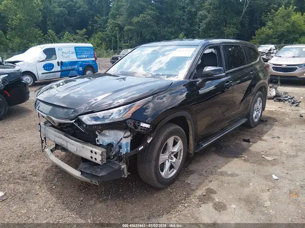 5TDCZRAHXLS511681 2020 TOYOTA HIGHLANDER - Image 2