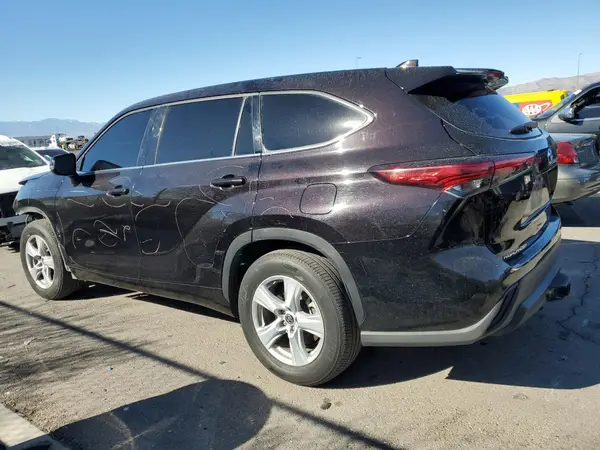 5TDCZRAHXMS035854 2021 TOYOTA HIGHLANDER - Image 2