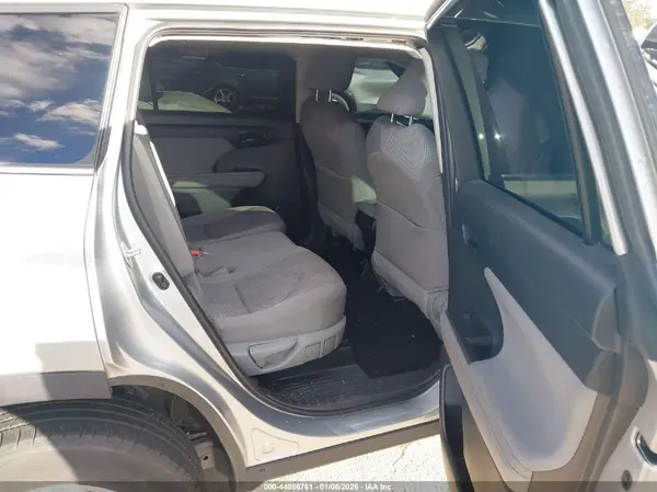5TDCZRAHXMS082995 2021 TOYOTA HIGHLANDER - Image 8
