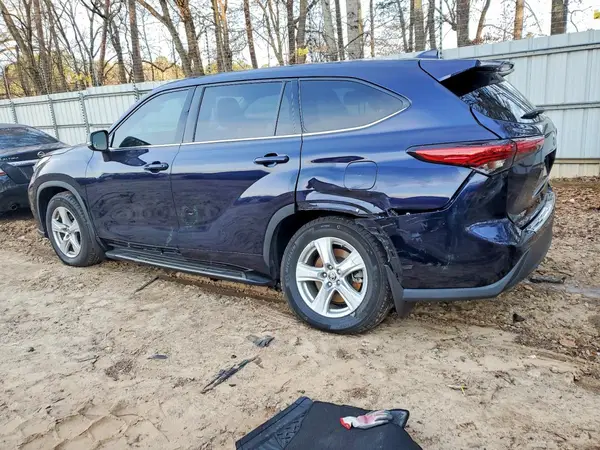 5TDCZRAHXMS535237 2021 TOYOTA HIGHLANDER - Image 2