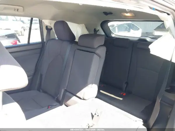 5TDCZRAHXNS143313 2022 TOYOTA HIGHLANDER - Image 8