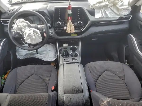 5TDCZRBH1MS158165 2021 TOYOTA HIGHLANDER - Image 8